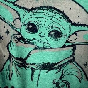 Star Wars Grogu/Baby Yoda/The Child Graphic T-Shirt
